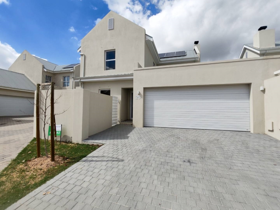 3 Bedroom Property for Sale in Langeberg Ridge Western Cape